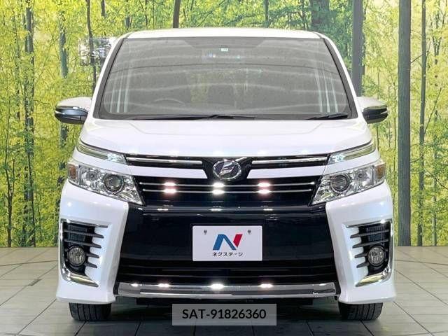 Toyota VOXY 2015-10 289008-15