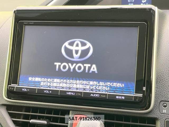 Toyota VOXY 2015-10 289008-2