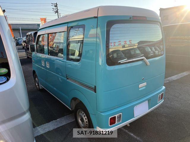 Suzuki EVERY 2014-06 359893-1