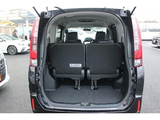 Toyota ESQUIRE 2014-12 183679-16