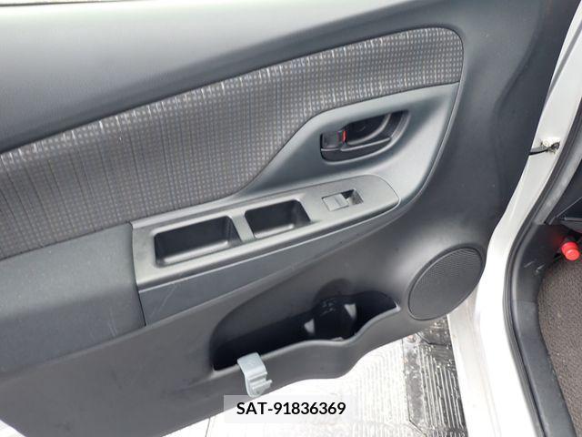 Toyota VITZ HYBRID 2017-06 383444-18