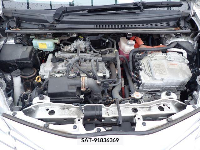 Toyota VITZ HYBRID 2017-06 383444-25
