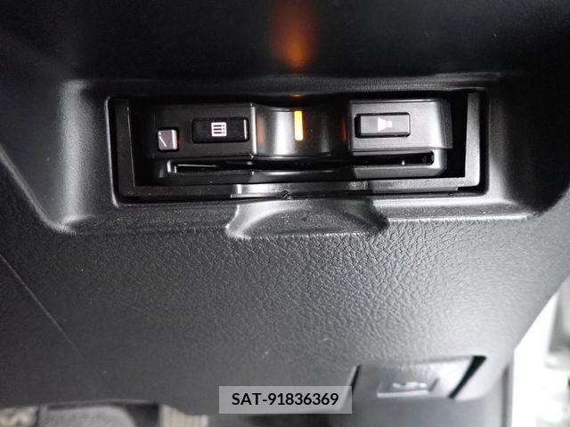 Toyota VITZ HYBRID 2017-06 383444-14