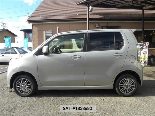Suzuki WAGON R 2014-11 327076-4