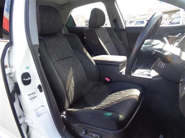 Toyota CROWN SEDAN 2010-11 193096-20