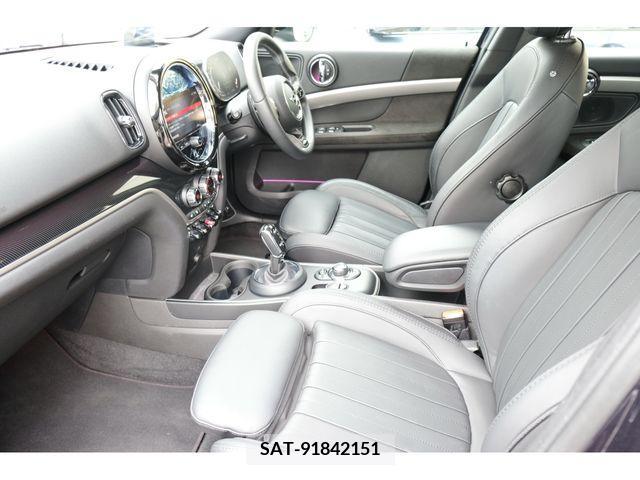Bmw MINI 2023-01 277365-10