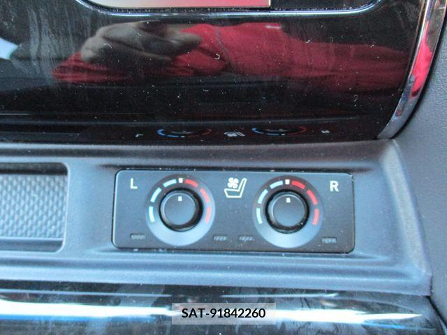 Toyota ALPHARD 2023-01 259047-17