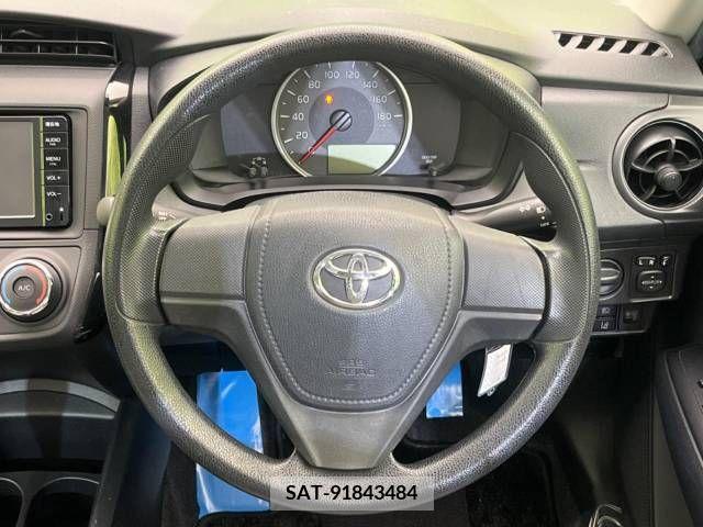 Toyota COROLLA AXIO 2015-09 358003-11