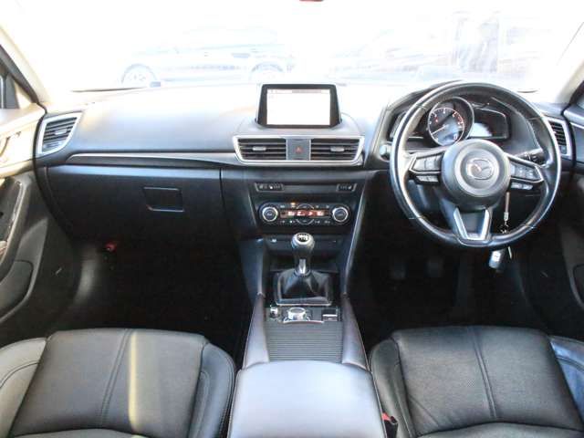 Mazda AXELA SPORT 2016-09 16367-1
