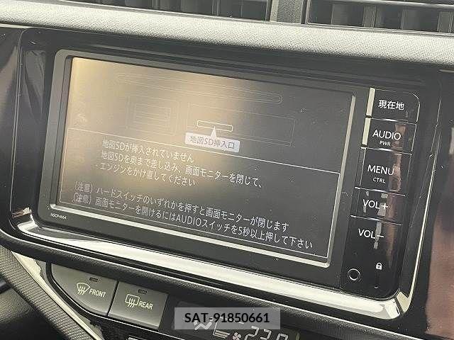 Toyota AQUA 2015-02 211927-2