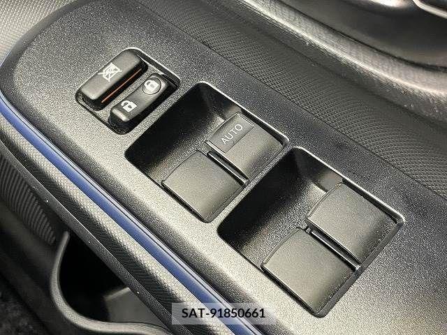 Toyota AQUA 2015-02 211927-5