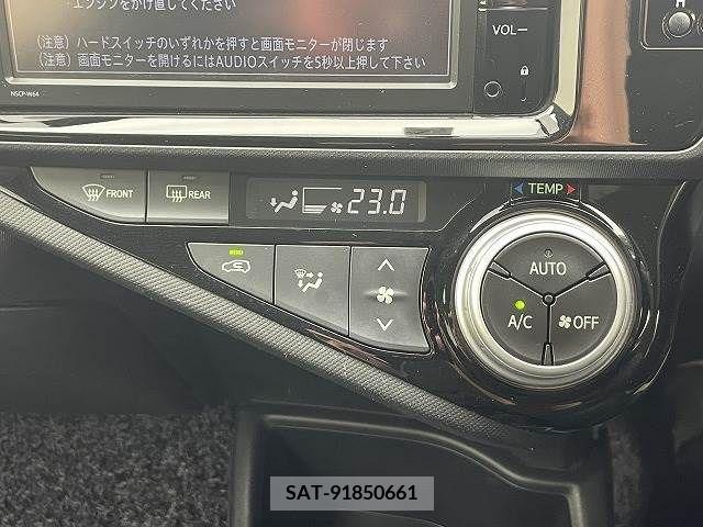 Toyota AQUA 2015-02 211927-7