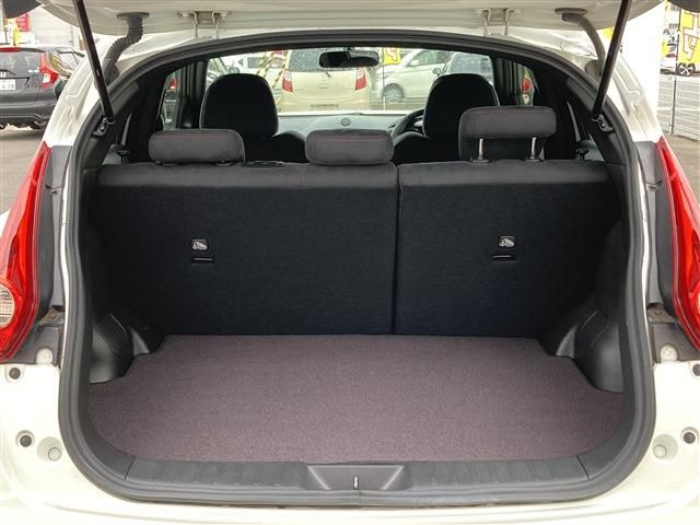 Nissan JUKE 2013-03 24979-25