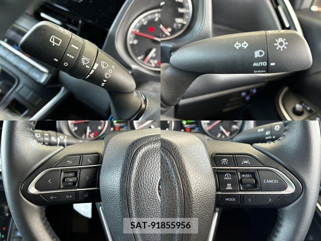 Toyota VOXY 2022-04 372497-18
