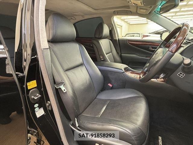 Lexus LS 2008-01 362865-6