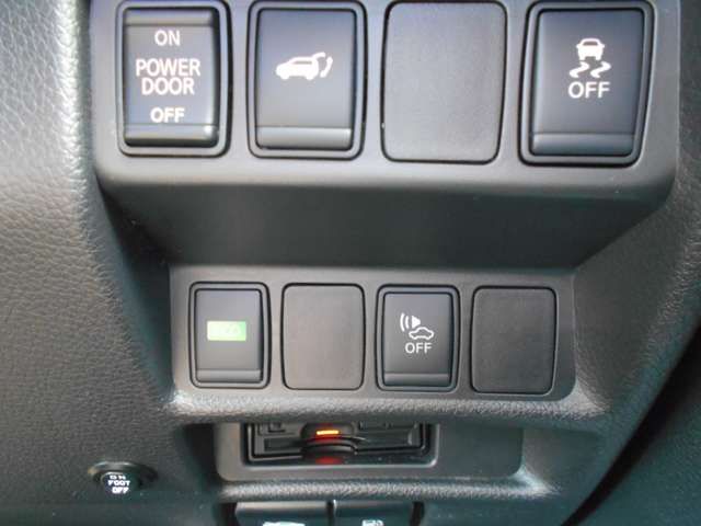 Nissan X-TRAIL 2019-01 10817-17