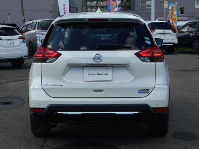 Nissan X-TRAIL 2019-01 10817-4