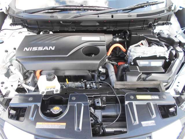 Nissan X-TRAIL 2019-01 10817-7