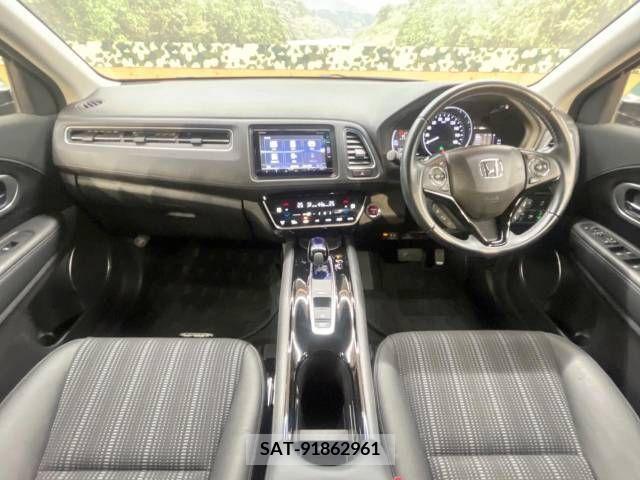 Honda VEZEL 2018-02 349313-1