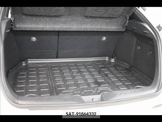 Toyota C-HR 2017-03 264043-13