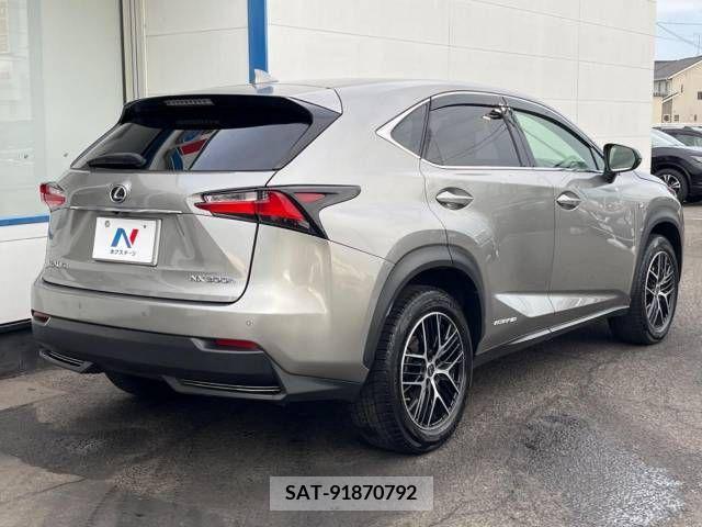 Lexus NX 2014-12 354255-17