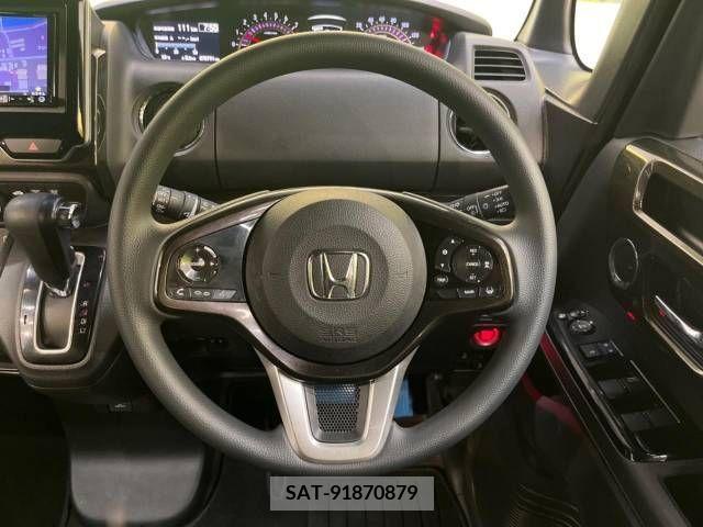 Honda N BOX 2019-03 243762-11