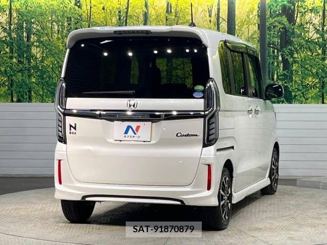 Honda N BOX 2019-03 243762-17