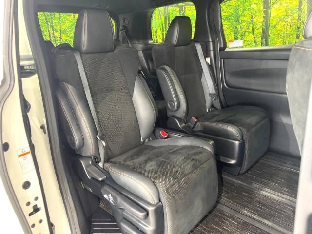 Toyota ALPHARD 2020-12 22057-8