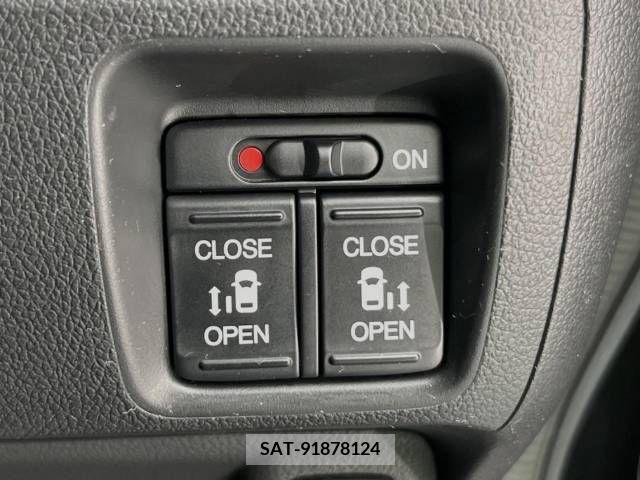 Honda N BOX CUSTOM 2016-09 379880-4