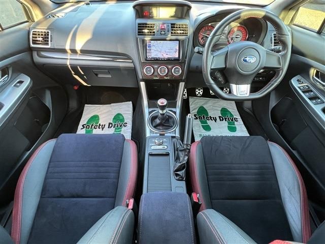 Subaru WRX STI 2015-04 9458-12