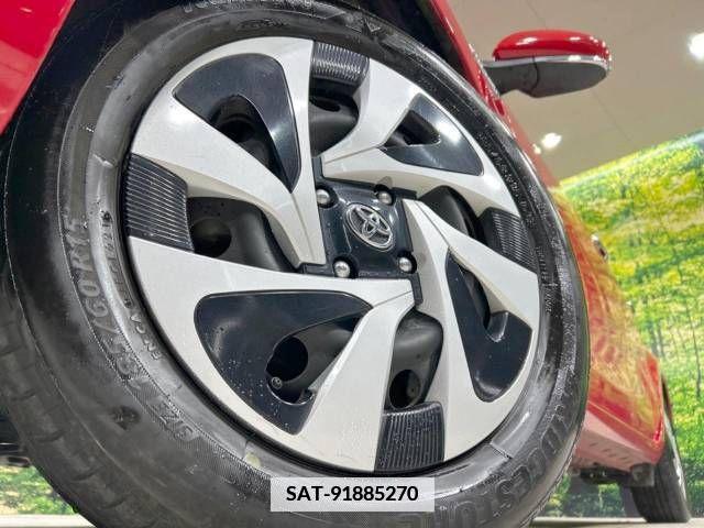 Toyota AQUA 2019-08 381785-13