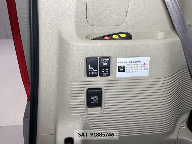 Honda N BOX 2019-05 307458-12