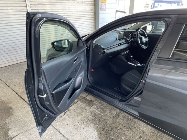 Mazda DEMIO 2016-12 3428-20