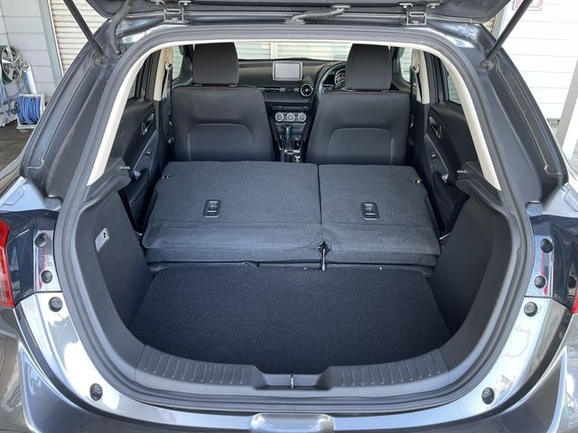 Mazda DEMIO 2016-12 3428-26