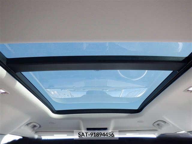 ROVER DEFENDER 2023-05 213854-7