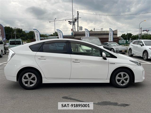 Toyota PRIUS 2012-06 347217-3