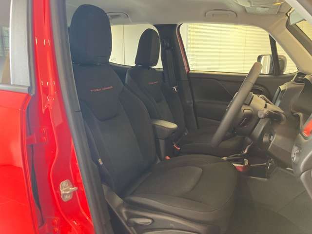 Jeep RENEGADE 2022-06 196712-7