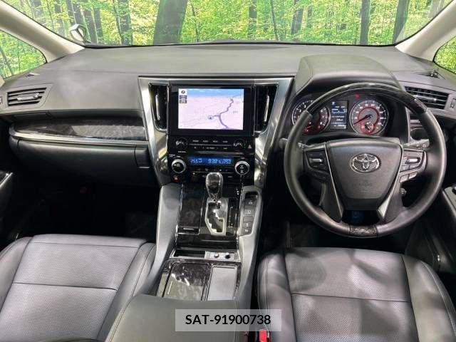 Toyota ALPHARD 2022-08 299562-1