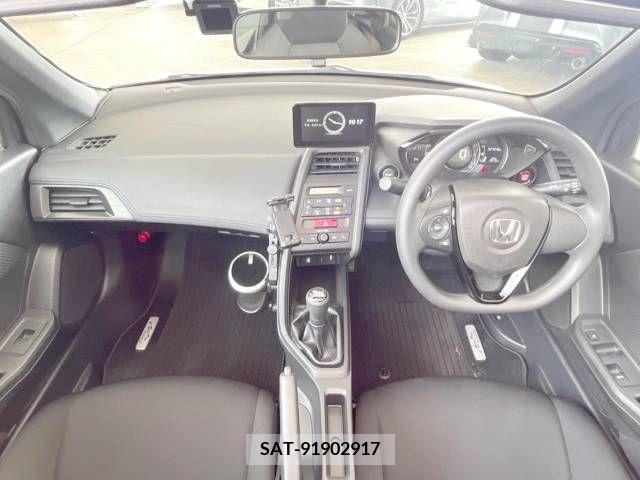 Honda S660 2016-08 335589-1