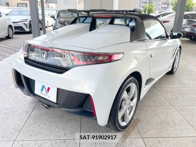 Honda S660 2016-08 335589-17