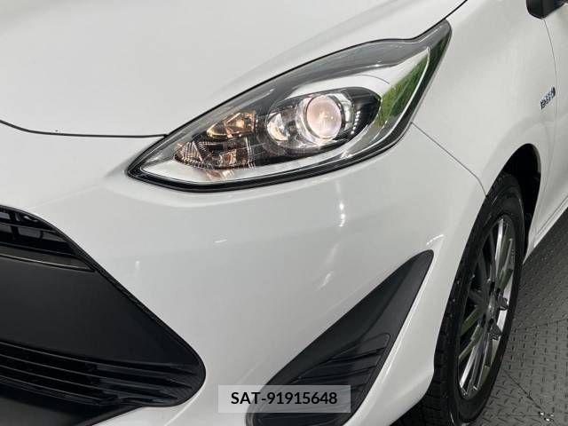 Toyota AQUA 2017-10 255947-12