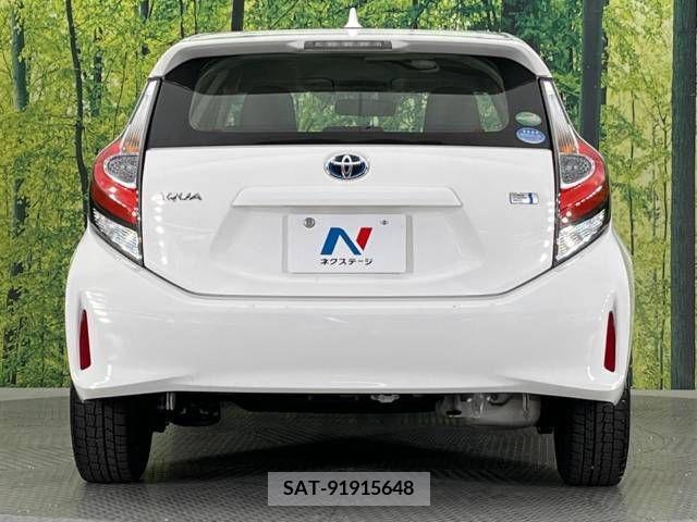 Toyota AQUA 2017-10 255947-16