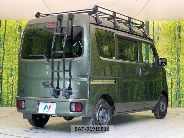 Suzuki EVERY 2021-12 297378-17