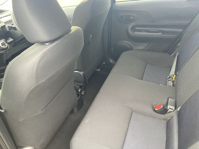 Toyota AQUA 2018-06 185321-17