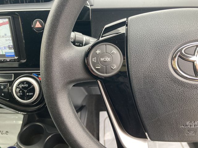 Toyota AQUA 2018-06 185321-11
