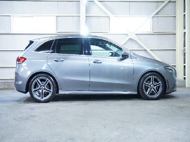 Mercedes Benz B-CLASS 2019-09 17628-11