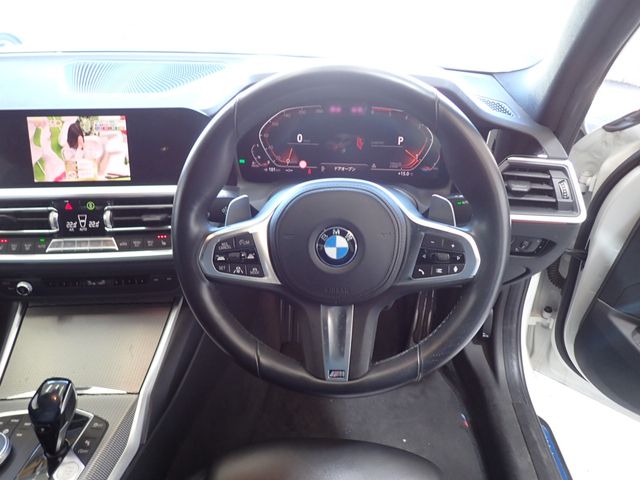 Bmw 3 SERIES 2019-08 181740-17