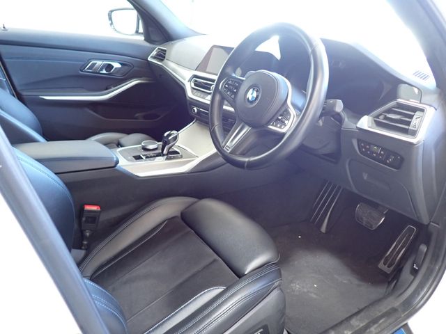 Bmw 3 SERIES 2019-08 181740-1
