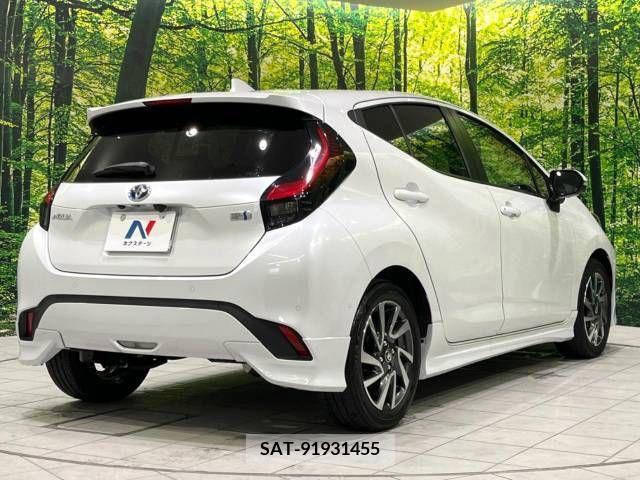 Toyota AQUA 2021-08 292183-17