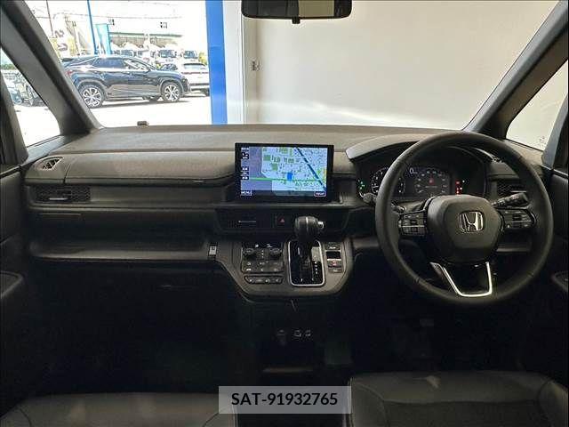 Honda STEP WGN 2024-04 324725-1